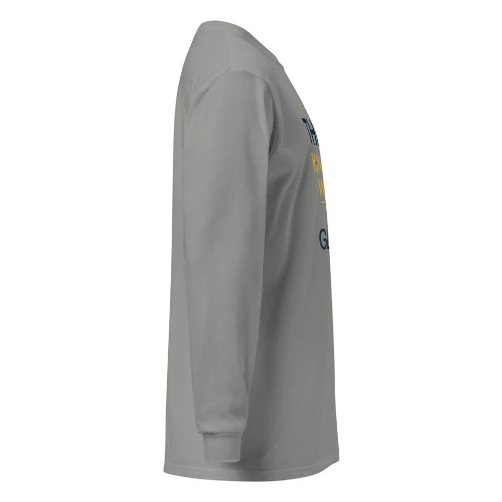 Grey, right side view