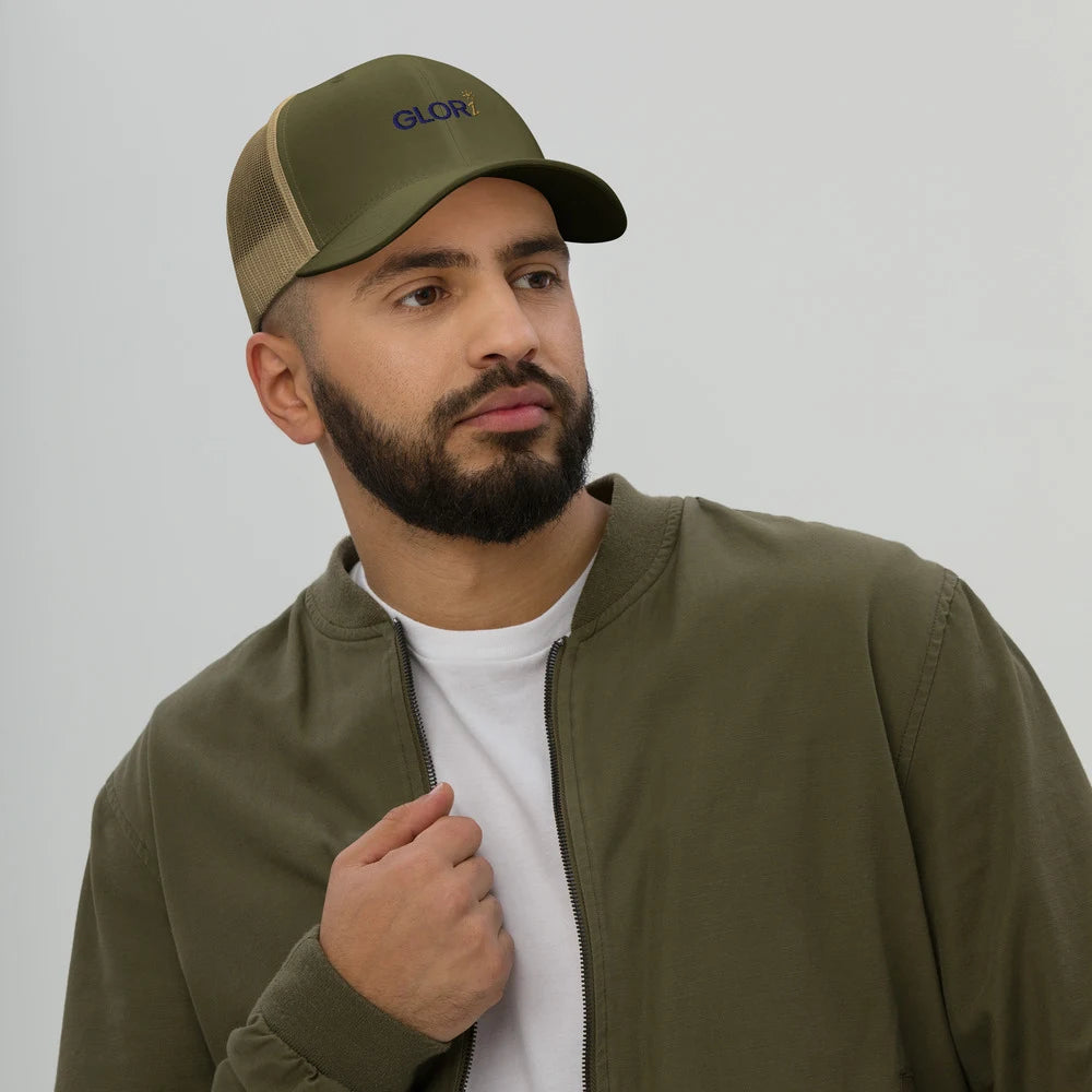 Moss/ Khaki, on model view